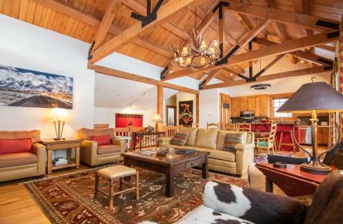 Granite Ridge House | RMR: Granite Ridge Homestead 3070 in Teton Village