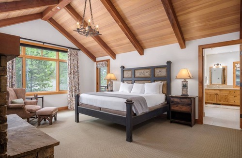 Granite Ridge Cabin | RMR: Granite Ridge Lodge 3217 in Teton Village