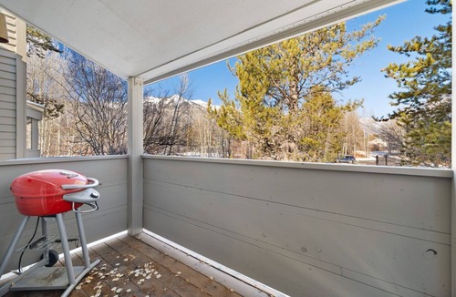 Moose Wilson Road Condo | RMR: Mountain Maple #4 Condo in The Aspens