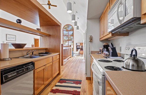 Teton Village House | RMR: Ringer House in Teton Village