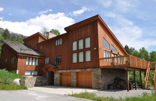 Teton Village House | RMR: Teodori House in Teton Village