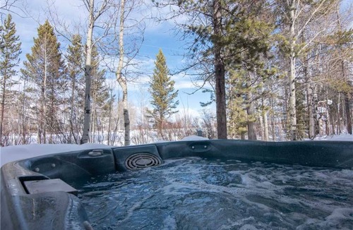 Moose Wilson Road House | RMR: Teton View Cabin Home in Wilson,WY