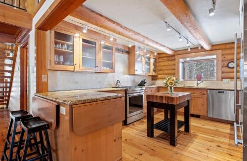 Moose Wilson Road House | RMR: Teton View Cabin Home in WilsonWY