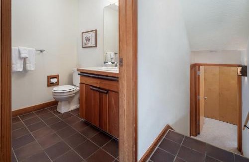 Moose Wilson Road Apartment | RMR: Wheatgrass 2212 Condo in The AspensWilsonWY