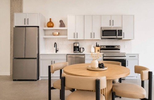 Downtown Minneapolis Apartment | Roami at Century Plaza | 2BR 2BA Loft | sleeps 6