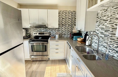 Rock Hill House | Rock Hill Stay, Play, and Stroll