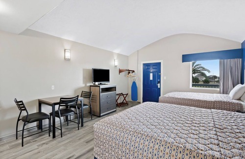 Rockport Hotel | Rockport beach, pool, 2nd level, double queen