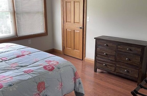 Laurelville Cabin | Rolling Ridge Lodge (Hocking Hills area)