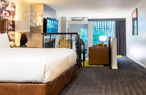 Norma Triangle Hotel | Rooftop Lounge & Tennis Court, Pool, Near Sunset Strip Dining & Nightlife