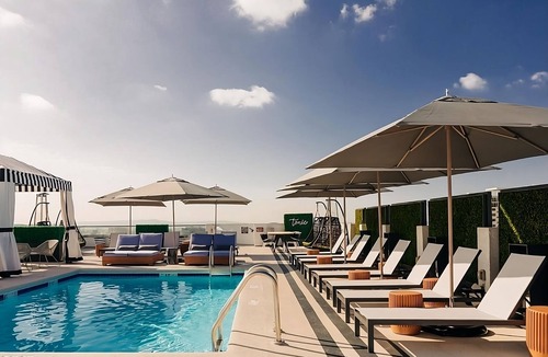 Norma Triangle Hotel | Rooftop Lounge & Tennis Court, Pool, Near Sunset Strip Dining & Nightlife