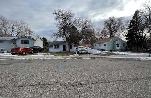 North Park House | Roomy single bedroom with a huge back yard