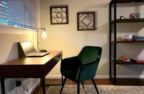 Broken Arrow House | Rose District Willow House By Tulsa Getaways
