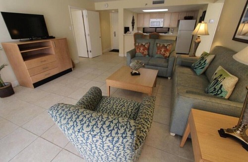 South Padre Island Condo | Royale Beach & Tennis Resort Spacious 1BR Condo with Outdoor Pool