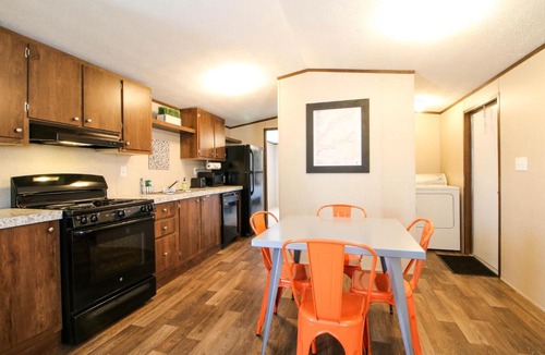 Moab House | RSH 3 - Sleeps 10! Minutes from downtown Moab
