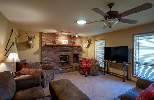 Cameron House | Rural Cabin Rental near Madison River in Ennis, Montana