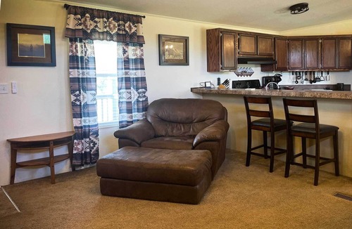 Dewey Other | Rustic 2-bed/2-bath, Horse Ranch, HVAC, WiFi, Full kitchen, 5 min > town