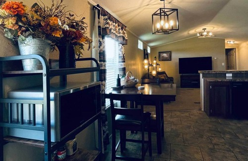 Dewey Other | Rustic 2-bed/2-bath, Horse Ranch, HVAC, WiFi, Full kitchen, 5 min > town