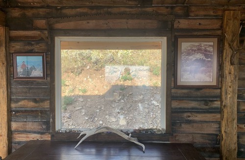 Dubois Cabin | Rustic cabin high in the mountains close to Yellowstone, Tetons and Jackson Hole