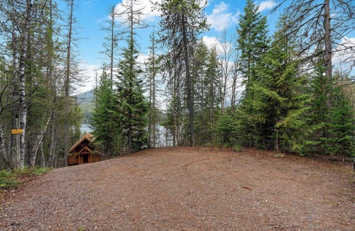 Columbia Falls Cabin | Rustic Cabin on Spoon Lake with Stunning Views