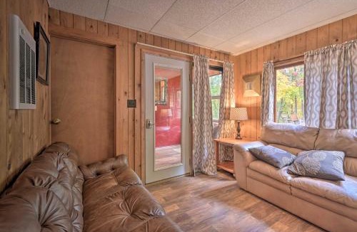 Huntingdon House | Rustic Clint Eastwood Ranch Apt by Raystown Lake