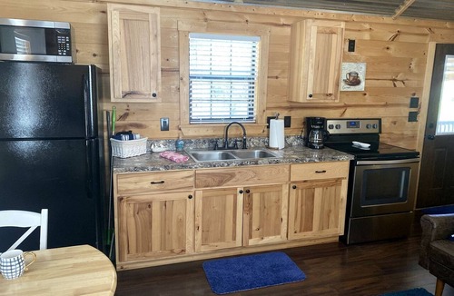 Wimberley Cabin | Rustic Dog-Friendly Cabin with Private Deck and Hot-Tub in Texas