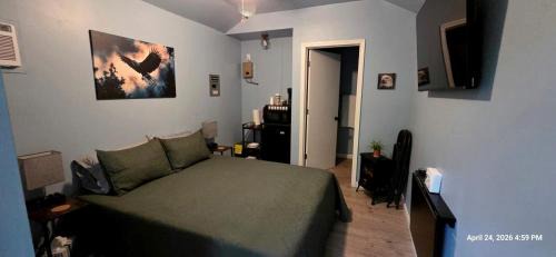 Board Camp House | Rustic Nature Cabin with Relaxing Accessible Stay in Mena, Arkansas