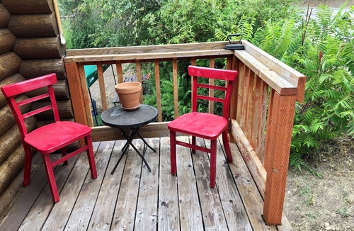 Valley Apartment | Rustic Ruby Retreat Cozy Cabin on Jump Off Joe Lake w/Dock & Mt. Views-