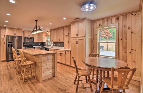 Sunset House | Rustic Sunset Escape on 67 Acres: Outdoor Kitchen
