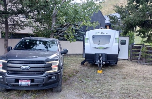Warm Springs House | RV Parking in Paradise (Parking Space #B)