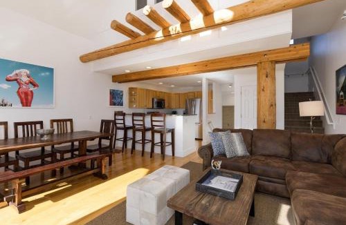 Saddle Ridge House | Saddle Ridge J2 home