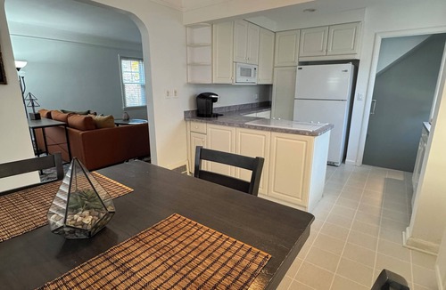 Huntington Woods House | Safe Haven Bungalow Quiet Community Near Everything