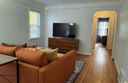 Huntington Woods House | Safe Haven Bungalow Quiet Community Near Everything