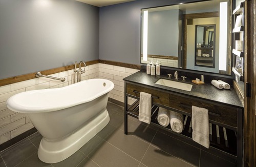 Pray Hotel | Sage Lodge