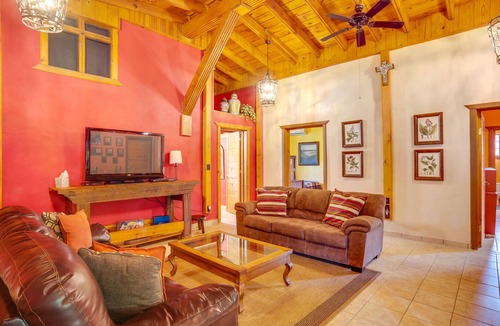 Brookeland House | Sam Rayburn Vacation Rental ~ 3 Mi to Boat Ramp!