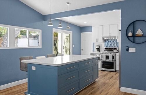 Serra Mesa House | San Diego Home close to all w/Pool and Hot tub!