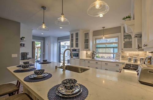 Mission Beach House | San Diego Home - Walk to Sail Bay & Mission Beach!