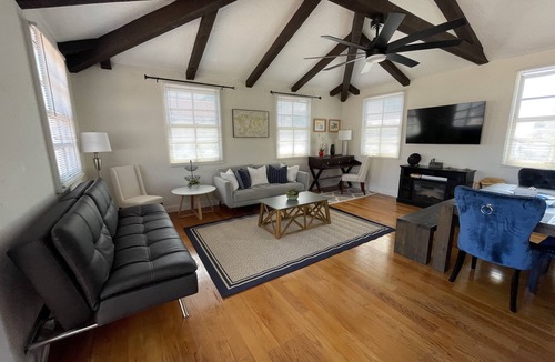 Old Town Apartment | San Diego Old Town Family-sized Apartment with Patio