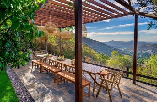 Jamul House | San Diego Serenity Hills Infinity Pool Spa Pickleball