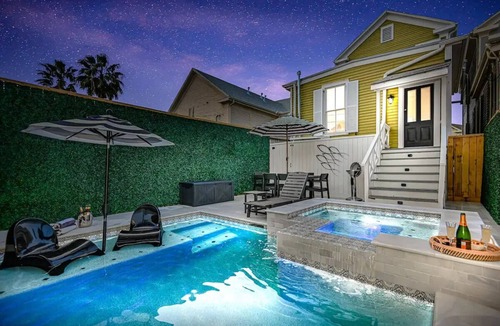 Galveston House | Sandpiper 1886 Historic Boutique Home - Steps from Strand - Heated Pool/Spa