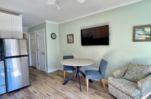 Hilton Head Island Condo | Sandy Feet Retreat-New Shower-Bikes Incl-Oceanview