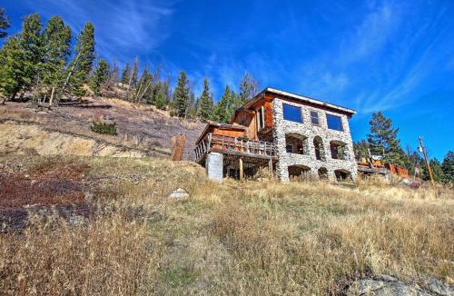 Wise River House | Sasquatch Inn Retreat Near Fishing and Hunting!