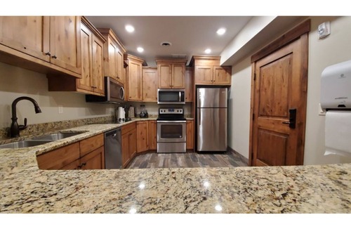 Island Park House | Sawtelle Mountain Resort