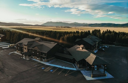 Island Park House | Sawtelle Mountain Resort