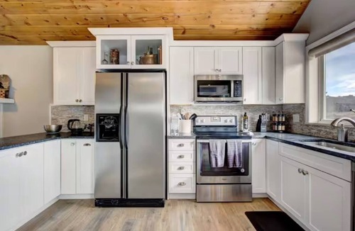 Boise House | Scenic Nest in the Wilderness: Beautiful, Boise Area Mountain Getaway!