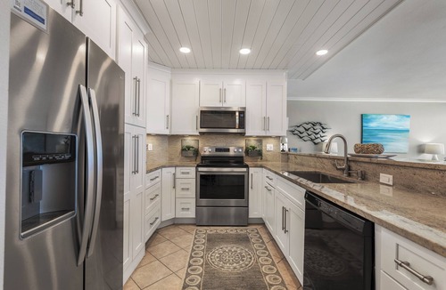 Port Aransas Condo | Sea Gull #1008: Beachfront 2 Bedroom 2 Bathroom With Spectacular Views and 24 Hour Management