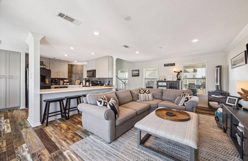 Galveston House | Sea Isle Canal Retreat: Kayaks, Fishing, Pet Friendly & Cozy Comfort!