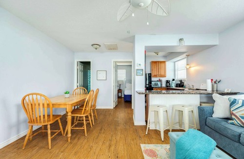 Surfside Beach Condo | Sea Turtle 2 - Beachside & Pup-Friendly!