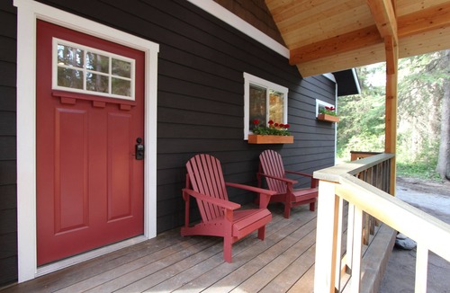 Martin City Cabin | Secluded Cabin Near Glacier Park and Big Mountain