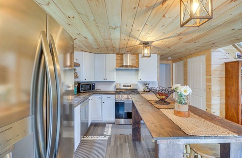 Bigfork Cabin | Secluded Cabin w/Mtn Views ~ 33 Mi to Bigfork!