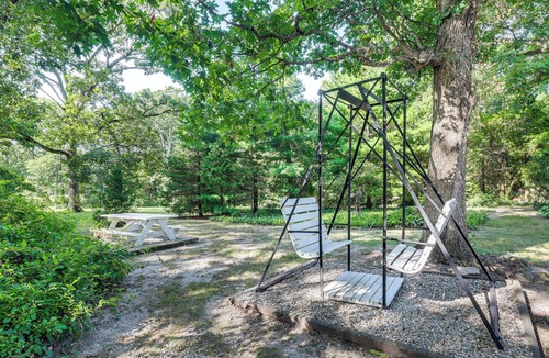 Crown Point House | Secluded Crown Point Haven Near Golfing & Parks!